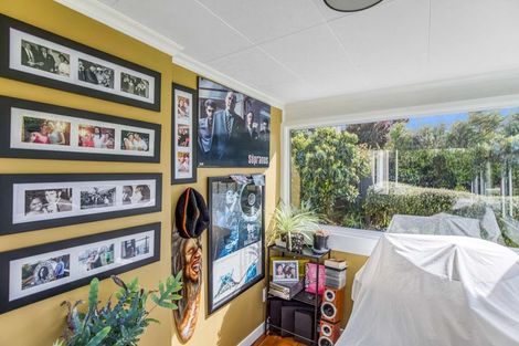 Photo of property in 37 Mosston Road, Castlecliff, Whanganui, 4501