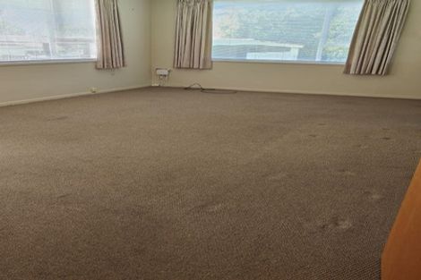 Photo of property in 2/3 Ian Place, Glendene, Auckland, 0602