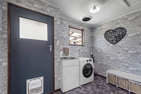 Photo of property in 2 Ruia Street, Gore, 9710