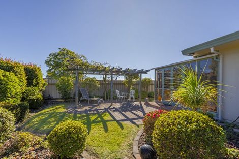 Photo of property in 2 Bucksburn Place, Greenmeadows, Napier, 4112