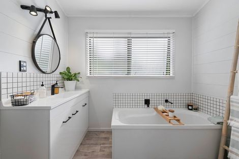 Photo of property in 17a Unsworth Road, Hamurana, Rotorua, 3097