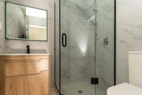 Photo of property in 8/23 Tudor Road, Henderson, Auckland, 0610