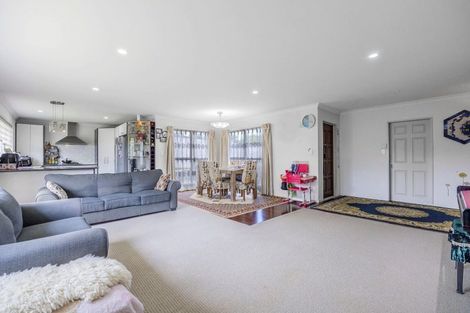 Photo of property in 24a Miriam Corban Heights, Henderson, Auckland, 0612