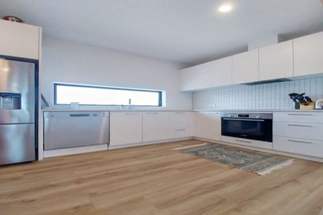 Photo of property in 9/2 Tahuhu Road, Mount Wellington, Auckland, 1062