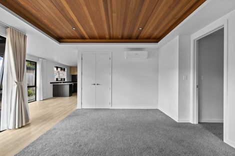 Photo of property in 3/16 Mccracken Avenue, Hillcrest, Hamilton, 3216