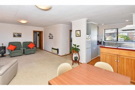 Photo of property in 1/55 Calluna Crescent, Totara Heights, Auckland, 2105