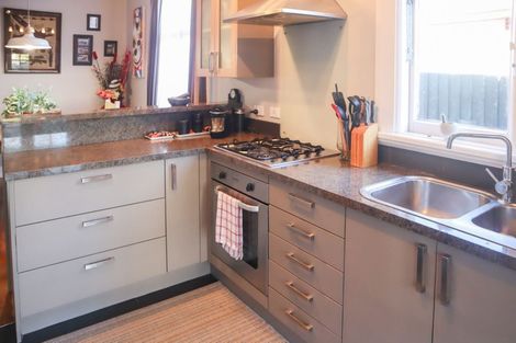 Photo of property in 28 Purchas Street, St Albans, Christchurch, 8014