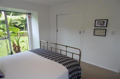 Photo of property in 14 Lombardy Place, Whalers Gate, New Plymouth, 4310
