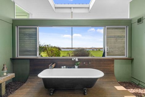 Photo of property in 41 North Cove Lane, Waipu, 0582