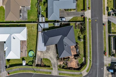 Photo of property in 2 Rawiri Drive, Bell Block, New Plymouth, 4312