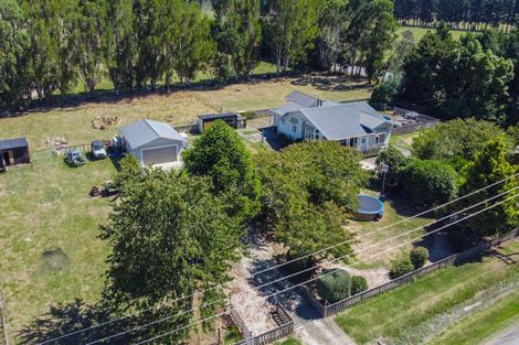 Photo of property in 2 Aerodrome Road, Dannevirke, 4972