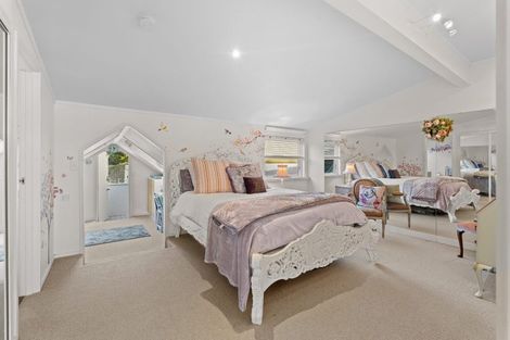 Photo of property in 819 Whangaparaoa Road, Manly, Whangaparaoa, 0930