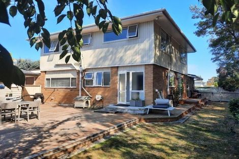 Photo of property in 226 Memorial Avenue, Burnside, Christchurch, 8053