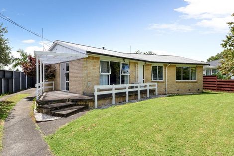 Photo of property in 12 Paulette Place, Queenwood, Hamilton, 3210