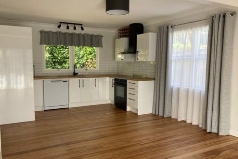 Photo of property in 1/5b Mcintyre Road, Mangere Bridge, Auckland, 2022