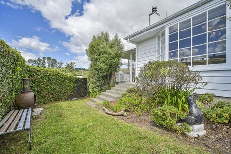 Photo of property in 2 Aotea Crescent, Havelock North, 4130