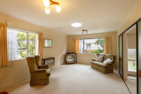 Photo of property in 21 Aparima Avenue, Miramar, Wellington, 6022