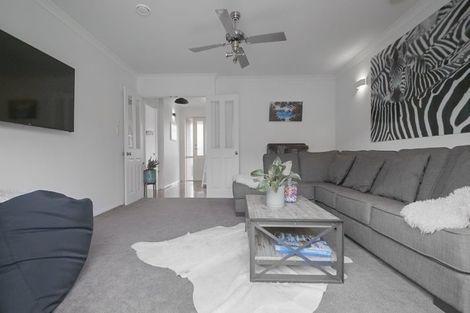 Photo of property in 23 Mirbeck Avenue, Cambridge, 3434