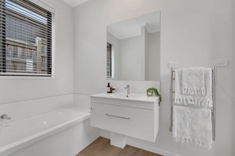 Photo of property in 1b Hera Lane, Pyes Pa, Tauranga, 3112