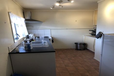 Photo of property in 1/273 Waterloo Road, Waterloo, Lower Hutt, 5011