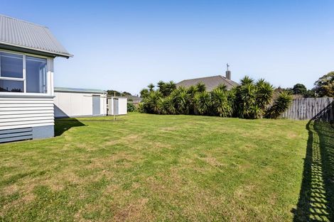 Photo of property in 22 Whitcombe Road, Opunake, 4616