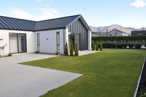 Photo of property in 47 Pounamu Avenue, Albert Town, Wanaka, 9305