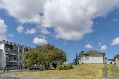 Photo of property in 32 Whitley Crescent, Otara, Auckland, 2023