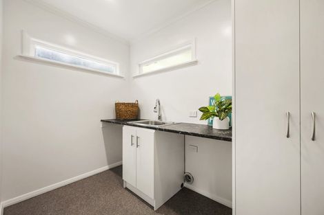 Photo of property in 127a Seatoun Heights Road, Miramar, Wellington, 6022
