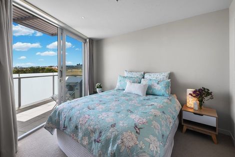 Photo of property in 503/3 Rose Garden Lane, Albany, Auckland, 0632