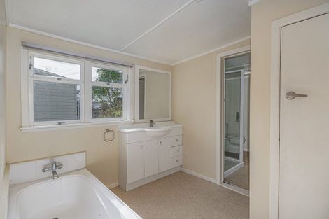 Photo of property in 140 Hakanoa Street, Huntly, 3700