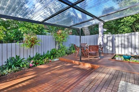 Photo of property in 2b Cliff Road, Papakura, 2110