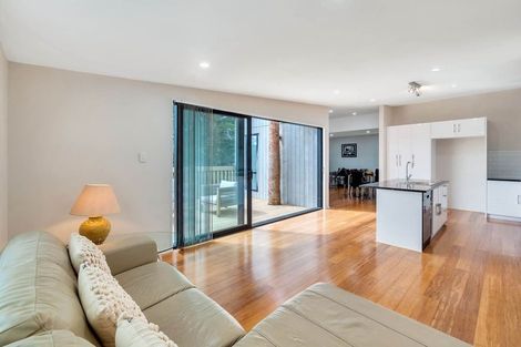 Photo of property in 50a Danbury Drive, Torbay, Auckland, 0630