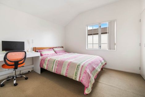 Photo of property in 25 Kirikiri Lane, East Tamaki, Auckland, 2013