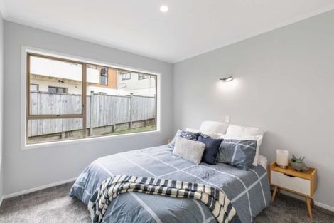 Photo of property in 2/42 Raleigh Road, Northcote, Auckland, 0627