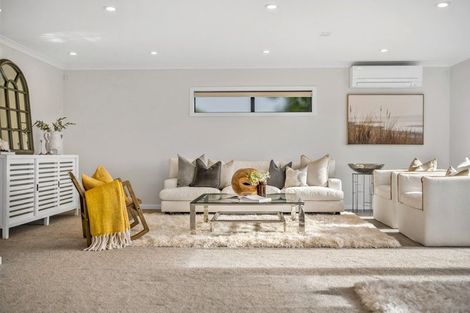 Photo of property in 2/32 Gills Road, Bucklands Beach, Auckland, 2014