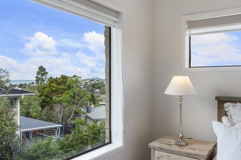 Photo of property in 1/94 Glamorgan Drive, Torbay, Auckland, 0630