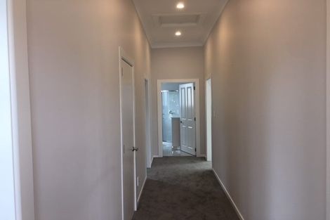 Photo of property in 33 Riddlers Crescent, Petone, Lower Hutt, 5012