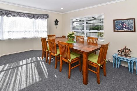 Photo of property in 2b Cliff Road, Papakura, 2110