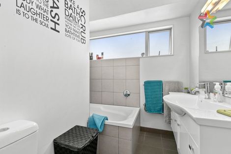 Photo of property in 1a/10 Park Avenue, Epuni, Lower Hutt, 5011