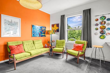 Photo of property in 30 Signal Street, Marton, 4710