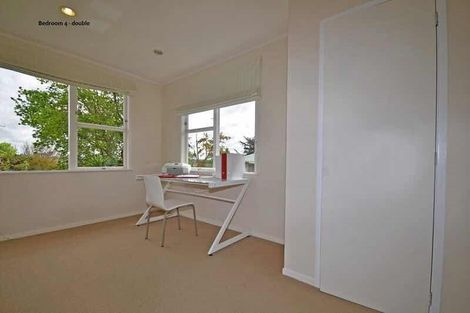 Photo of property in 9 Rowan Terrace, Te Atatu South, Auckland, 0610