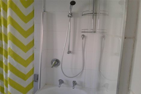 Photo of property in 2 Mudges Terrace, Newtown, Wellington, 6021