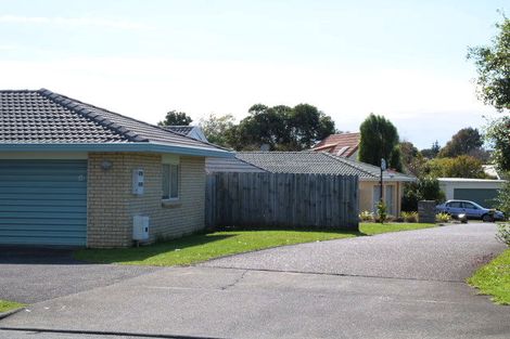 Photo of property in 2/17 Daria Place, Northpark, Auckland, 2013