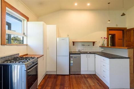 Photo of property in 146 Russell Terrace, Berhampore, Wellington, 6023