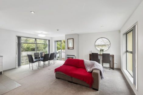 Photo of property in 4a/10 Park Avenue, Epuni, Lower Hutt, 5011