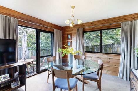 Photo of property in 2/22 Minaret Drive, Bucklands Beach, Auckland, 2014