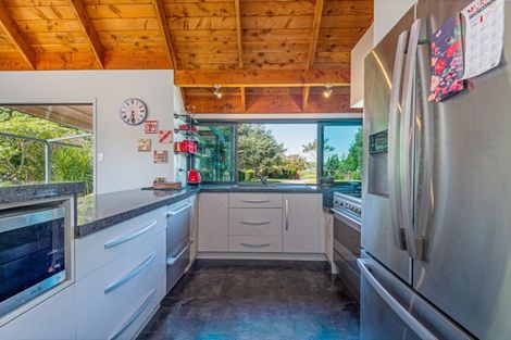 Photo of property in 24 Halls Road, Pahiatua, 4910