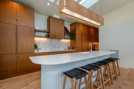 Photo of property in 5 Seaton Road, Murrays Bay, Auckland, 0630