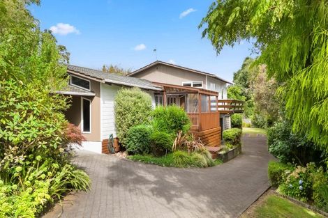 Photo of property in 44 Grand Vue Road, Kawaha Point, Rotorua, 3010