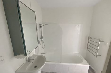 Photo of property in 7 Albionvale Road, Glen Eden, Auckland, 0602